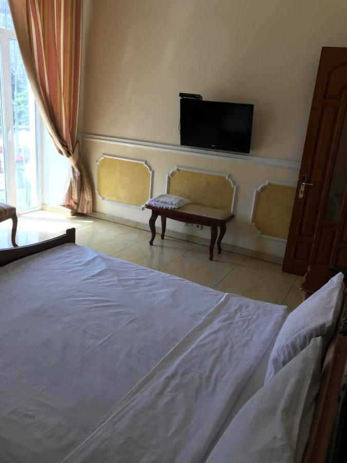 Beautiful Apartment In The Center Of 文尼察 外观 照片